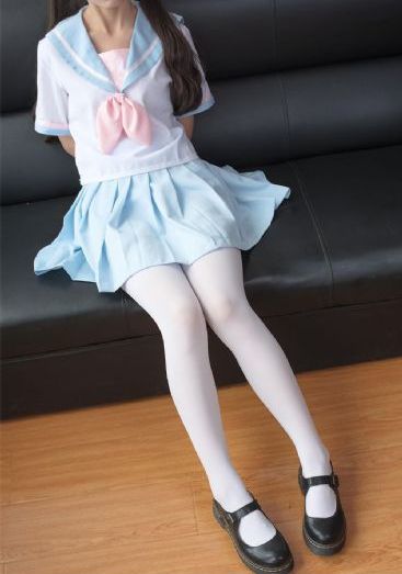 火车上的女孩