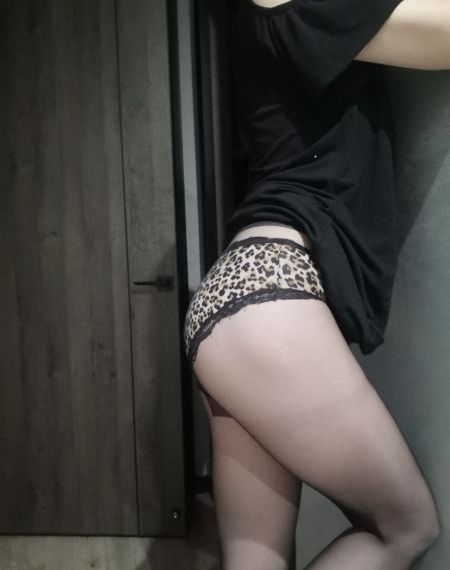 乡下借宿与村妇的性事