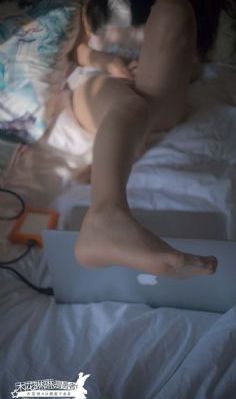 迷人的保姆在线看
