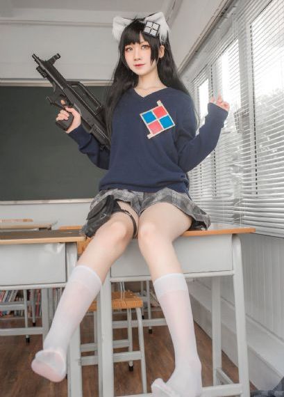 迷人的保姆中文