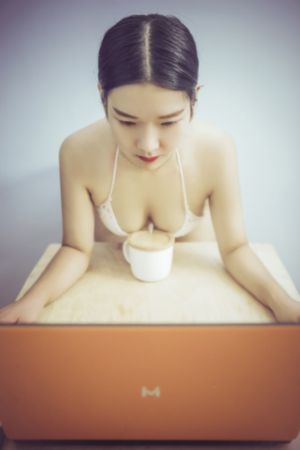 果冻在线观看