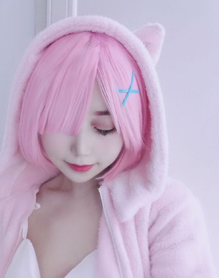 成人h版爱丽丝梦游仙境女主
