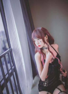 金蚕降
